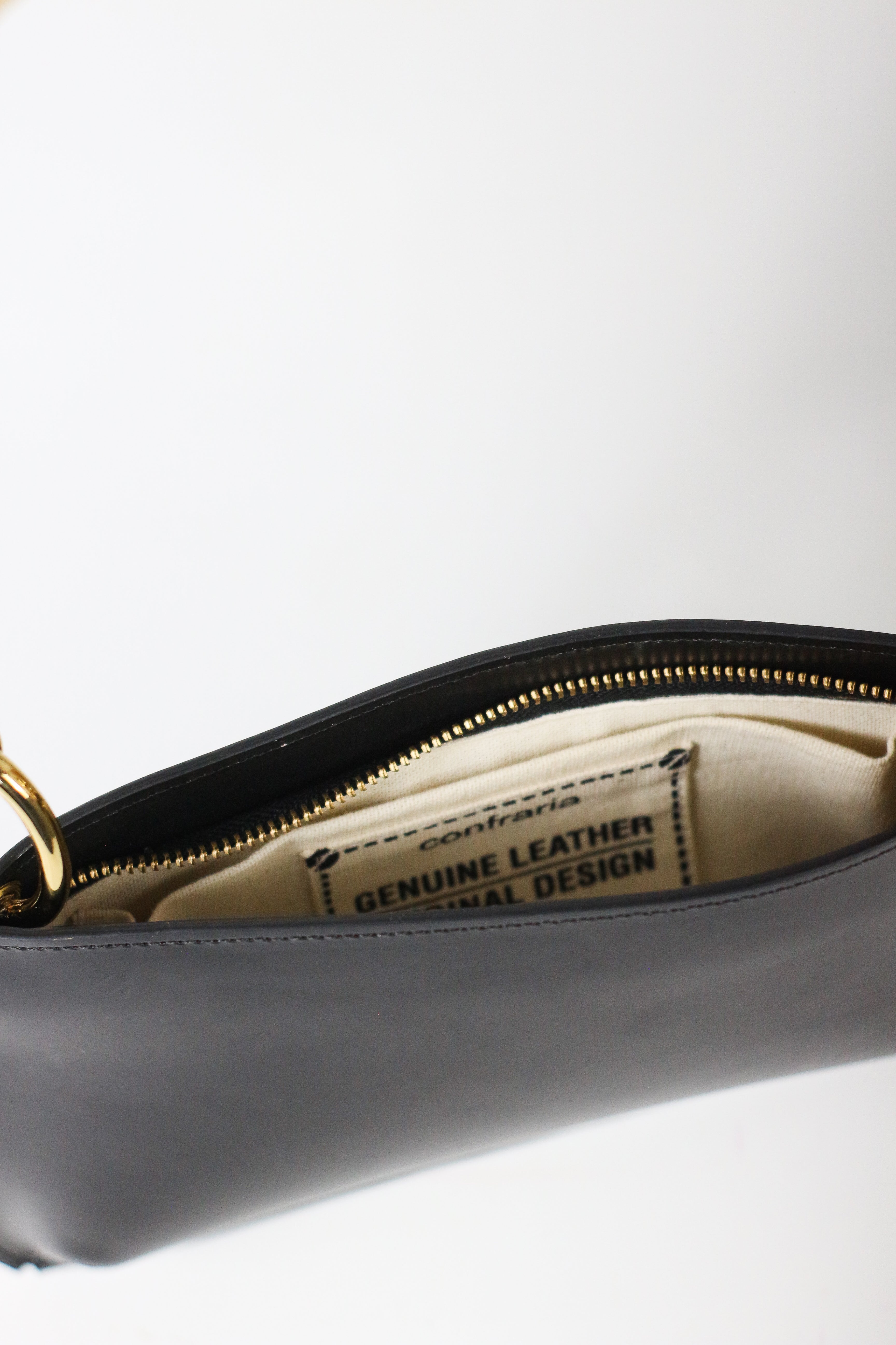 Clutch Sardenha Preta