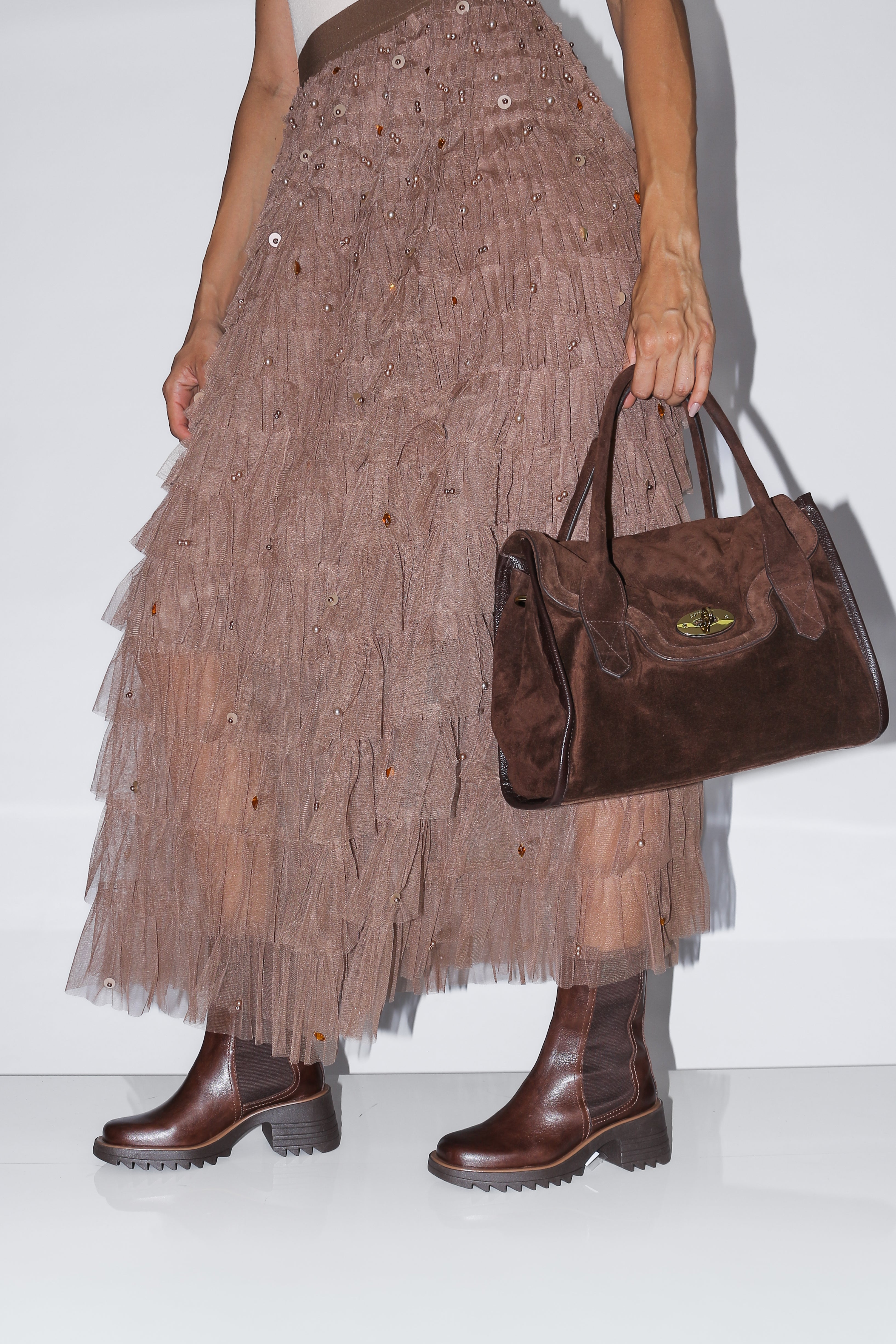 Bolsa Nekka Medium Camurça Chocolate